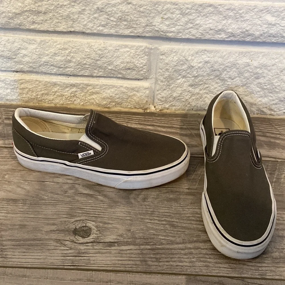 Vans - Picture 4 of 4